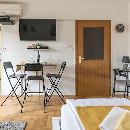 Studio Apartman Comodo Zagrzeb Zewnętrze zdjęcie